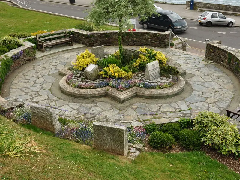 Plan a Beautiful Garden  Memorial